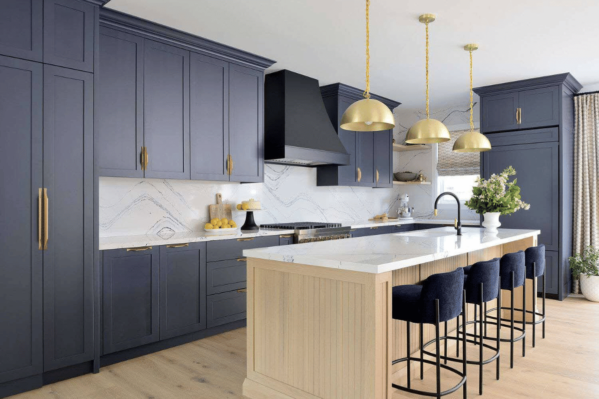 Kitchen Cabinet Color Trends:  Deep Blues